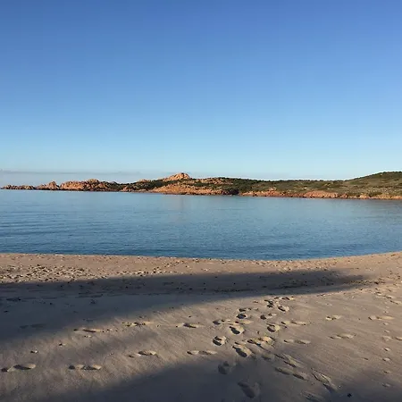 בית נופש In La Marinedda איזולה רוסה