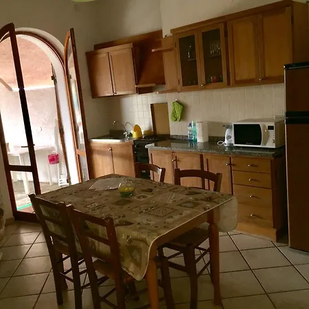 In La Marinedda * איזולה רוסה