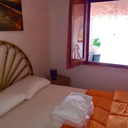 In La Marinedda Hébergement de vacances