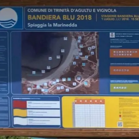 Hébergement de vacances In La Marinedda