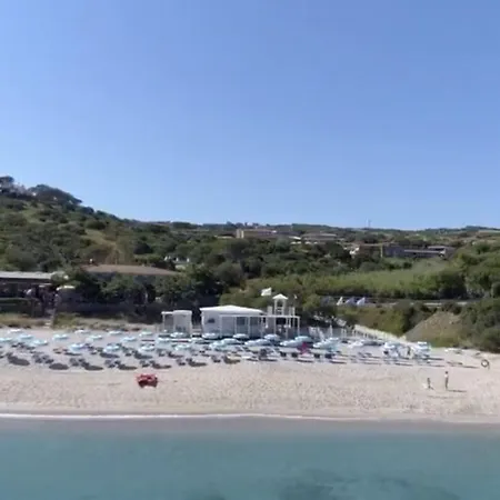 In La Marinedda Feriehus Isola Rossa (Sassari)